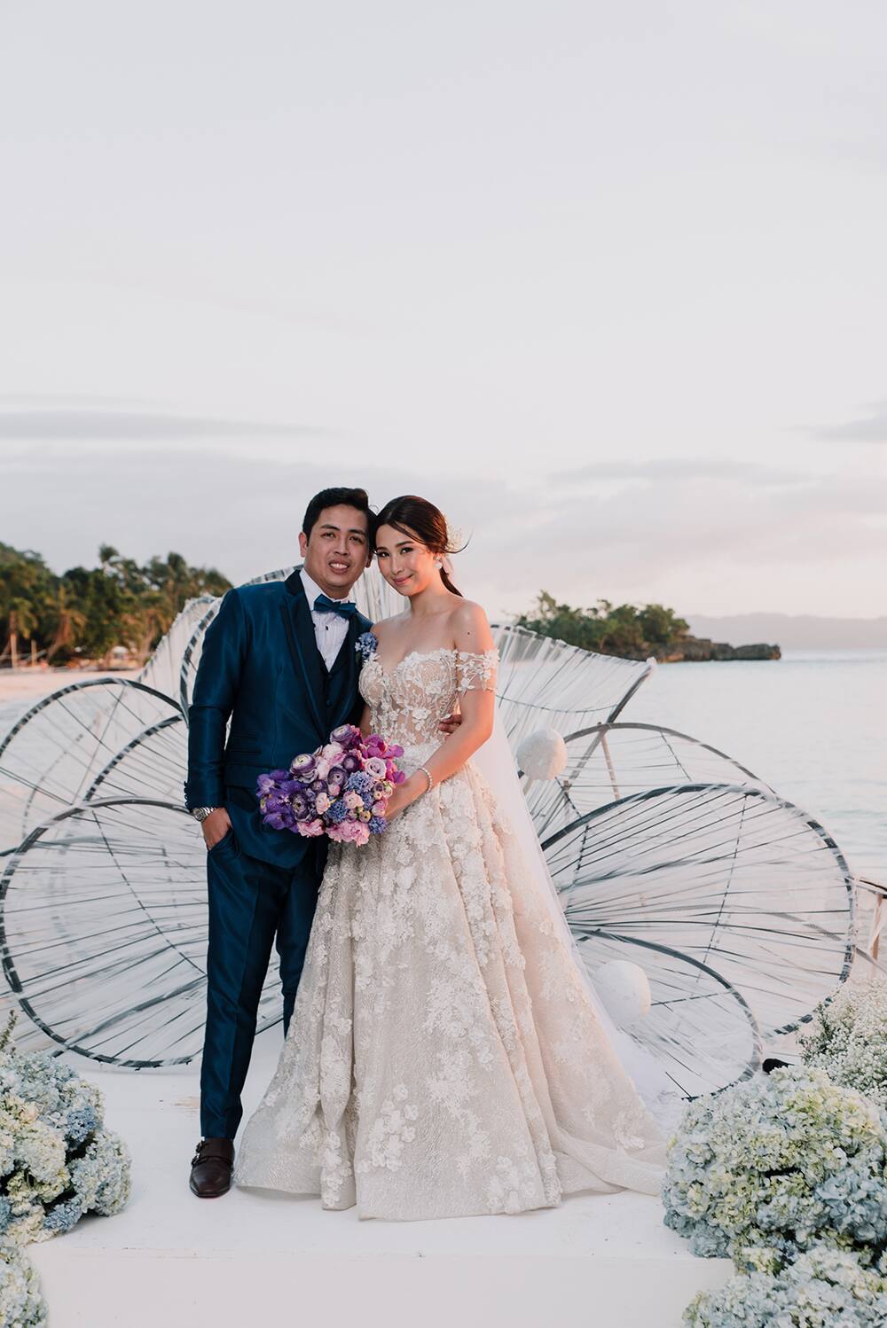 The happy couple basking in Boracay's ethereal beauty The happy couple basking in Boracay's ethereal beauty